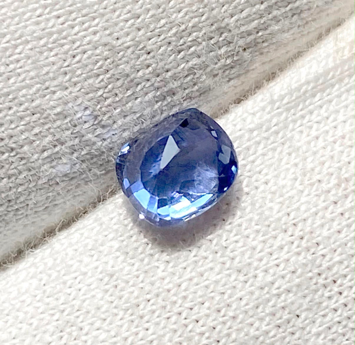 0.90 Cts Natural Blue Sapphire Cushion Cut Gemstone – Cornflower Royal Blue | 6x5x3.5 mm