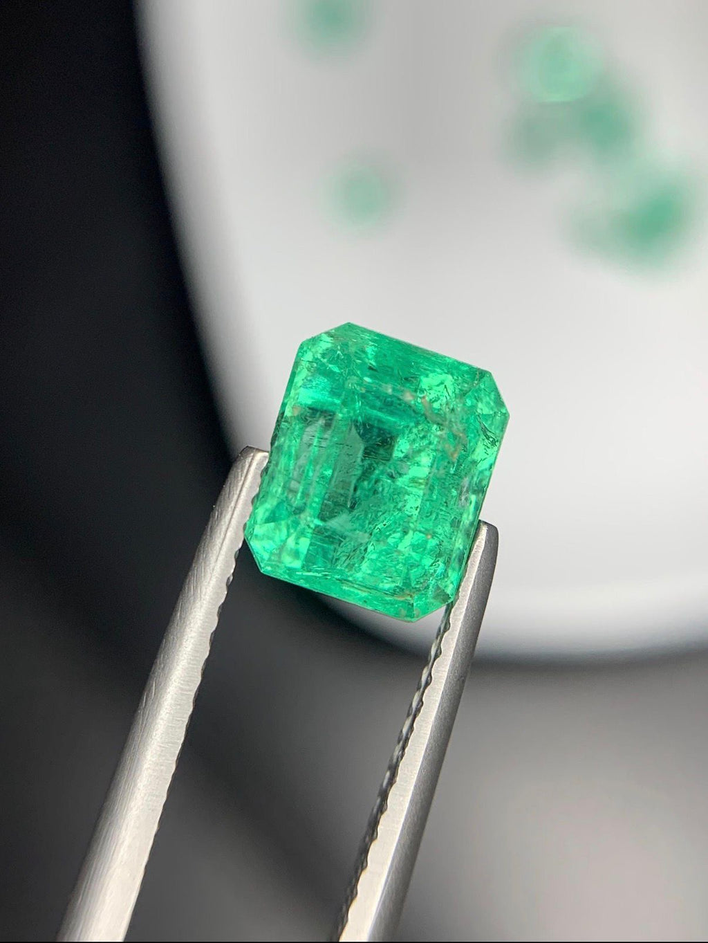 No Oil 3.10 carats Faceted Panjshir Emerald