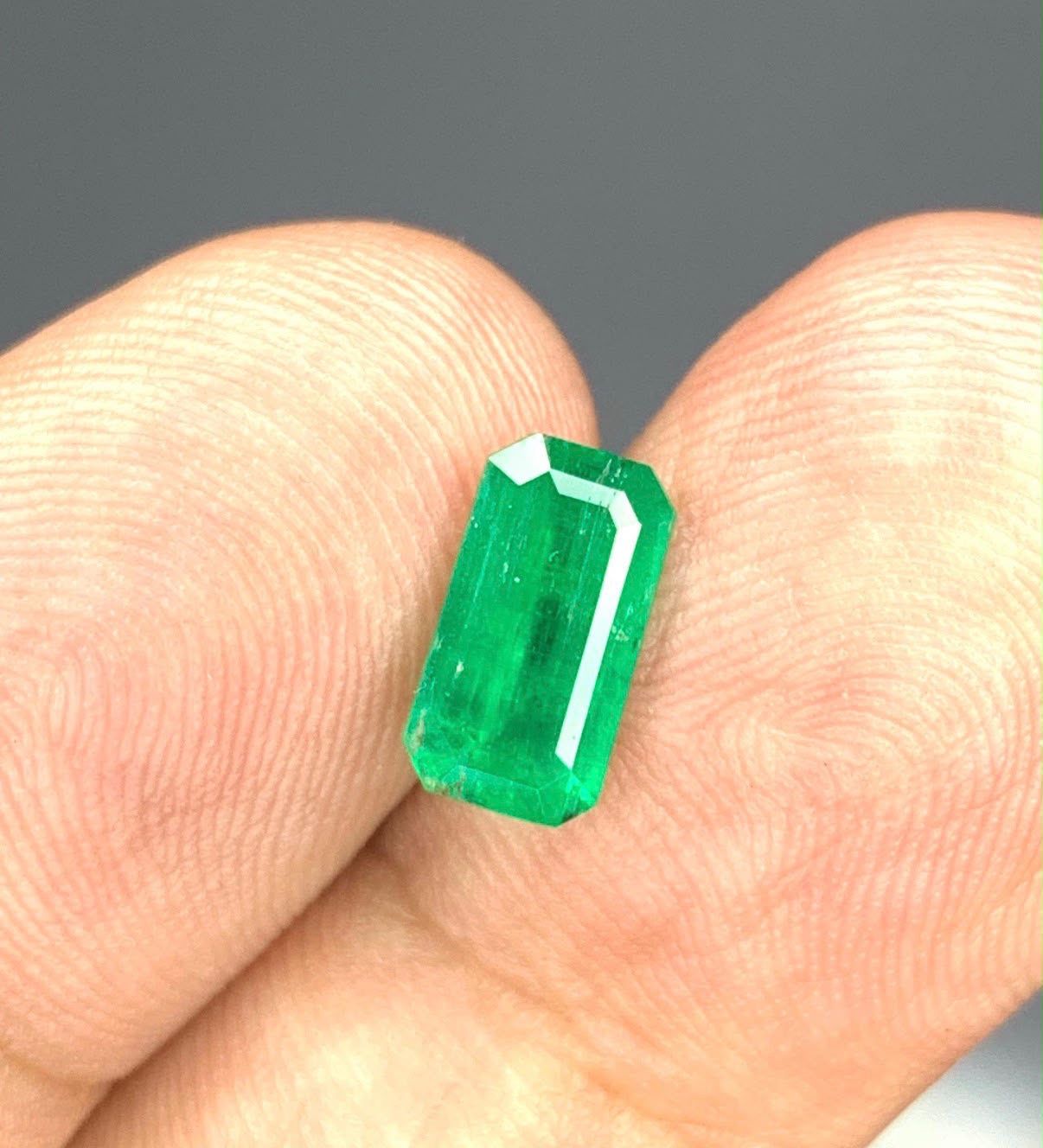 1.7 ct Natural Panjshir Emerald – Afghanistan