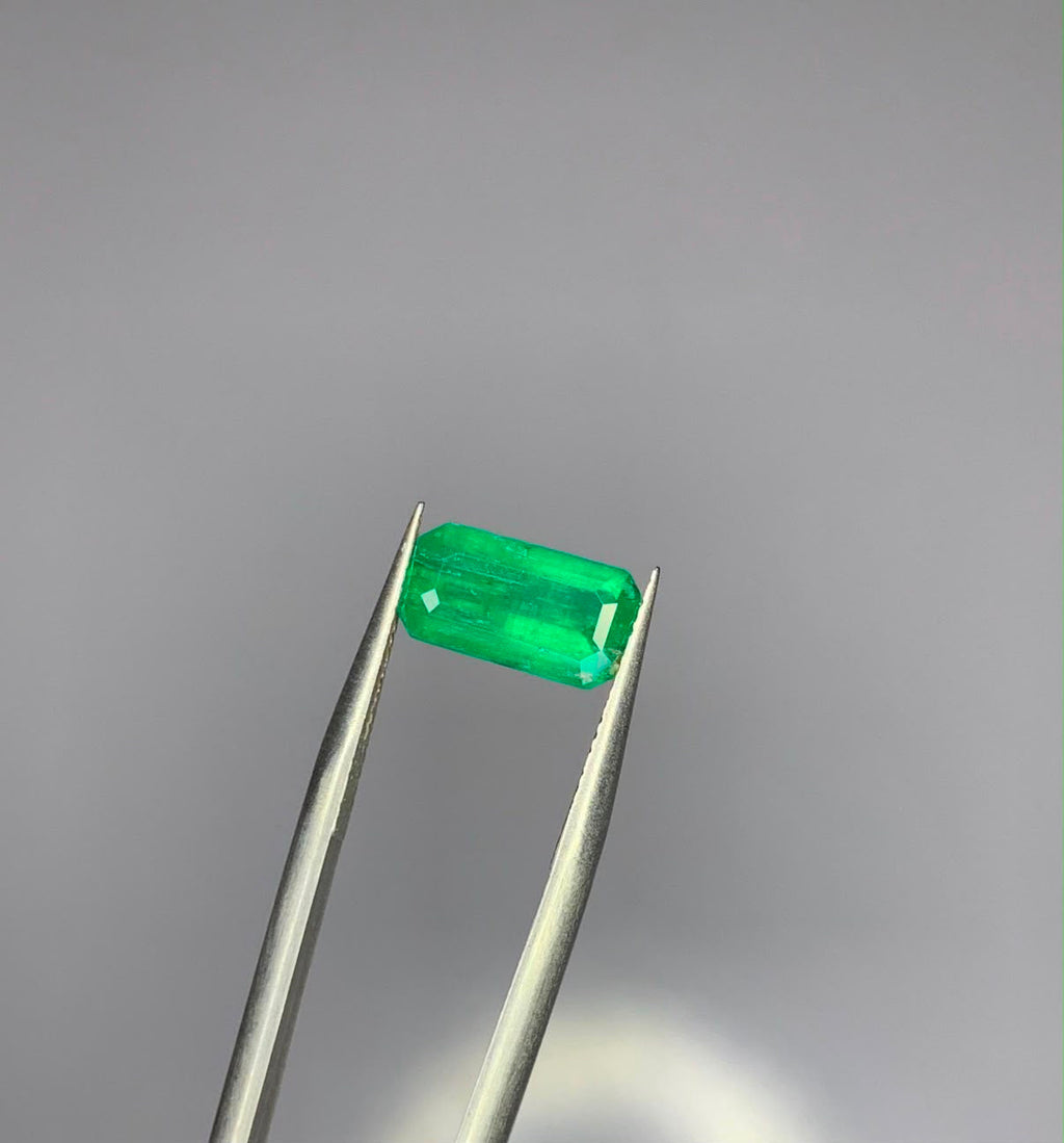1.7 ct Natural Panjshir Emerald – Afghanistan